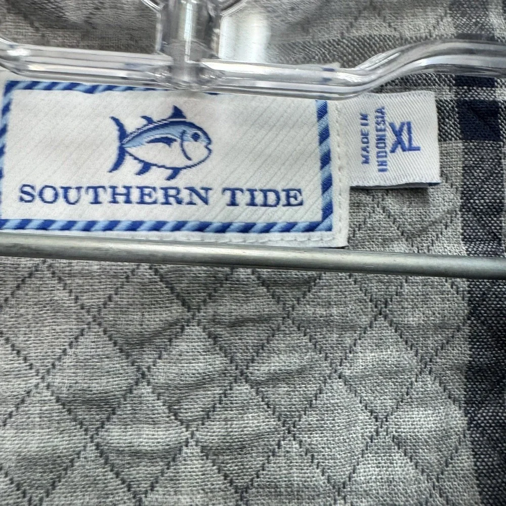 Southern Tide Quilted Shirt Jacket Men XL‎ Gray Plaid Button Up Long Sleeve